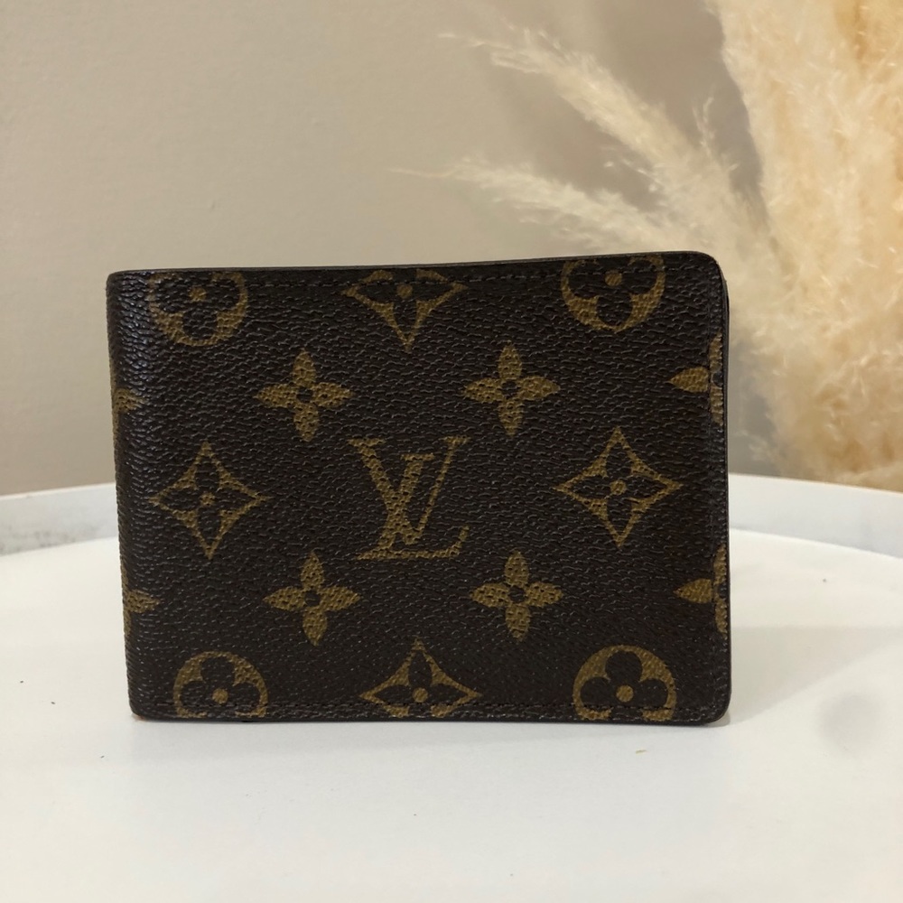 LOUIS VUITTON MENS WALLET